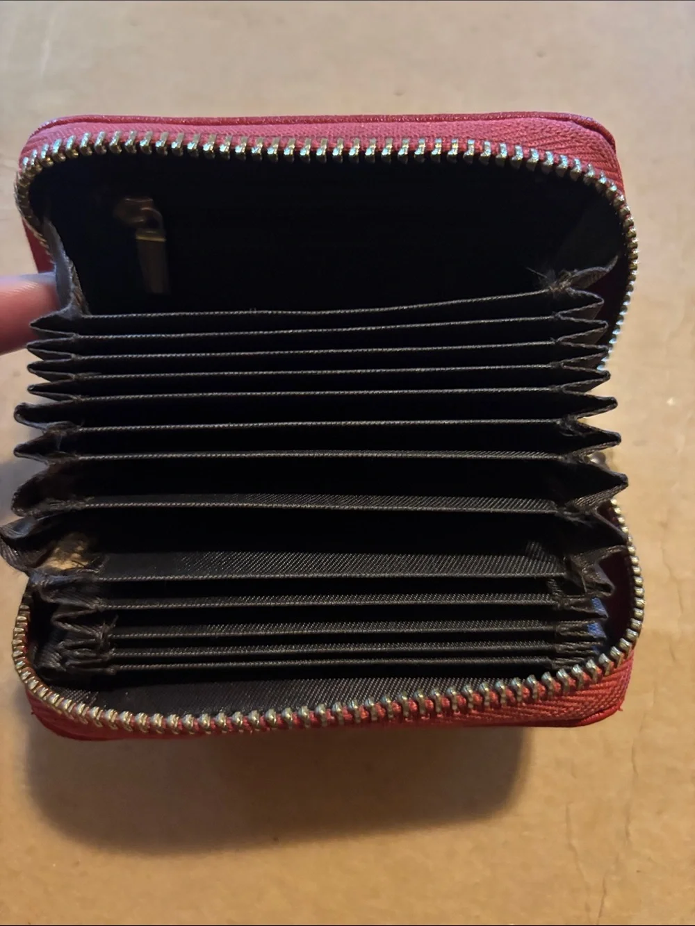 Bee 🐝 hive wallet in RED